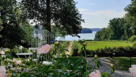 Wohls / Garden at Lake Humaljärvi