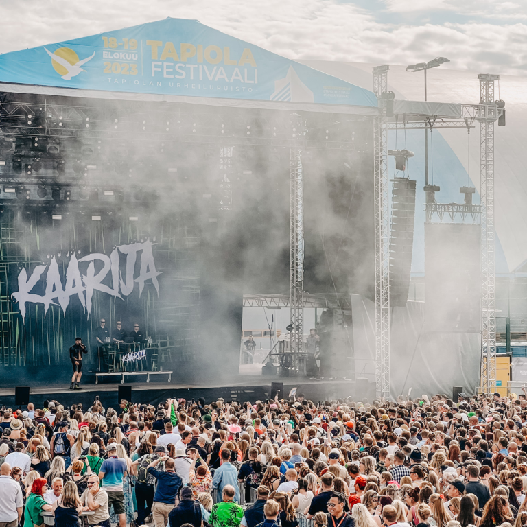 People cheering for Käärijä singer during Tapiola Festival