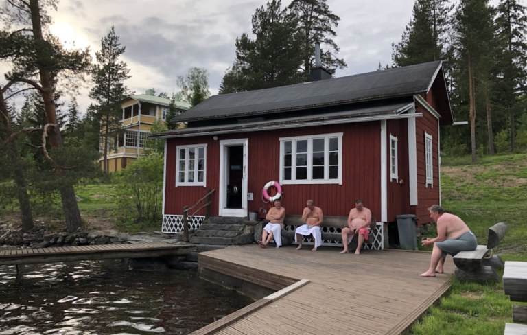 Sauna and lake for ultimate unwinding experience