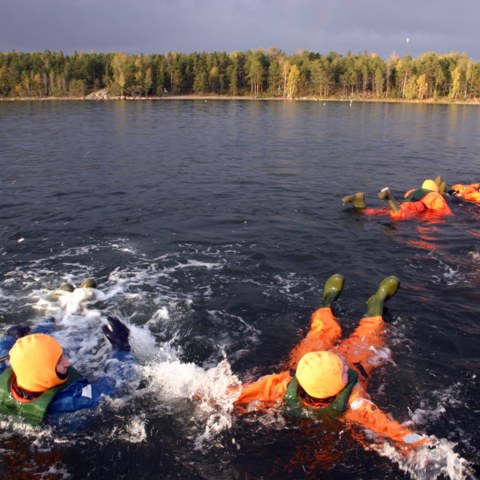 Group on rescue adventure on the lake